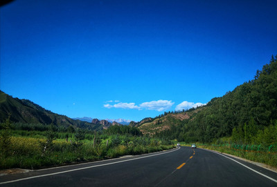 昆侖石 見(jiàn)證天路歷史的無(wú)字豐碑